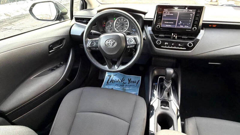 2022 Toyota Corolla LE