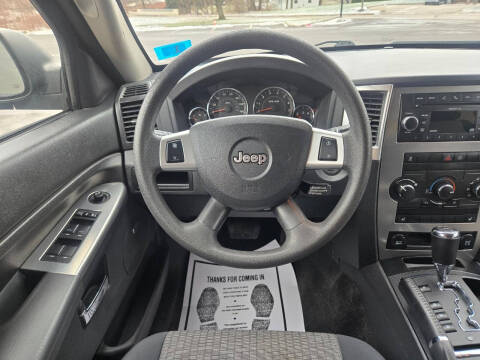 2010 Jeep Grand Cherokee Laredo