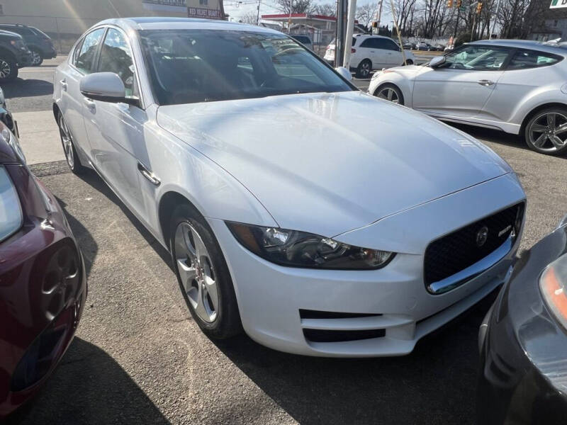 2017 Jaguar XE