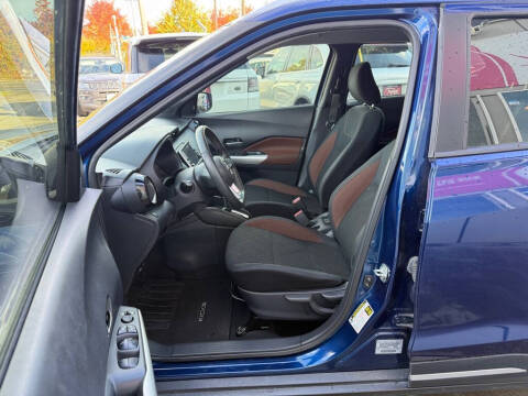 2018 Nissan Kicks SR