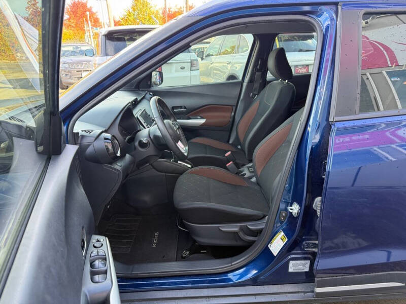 2018 Nissan Kicks SR