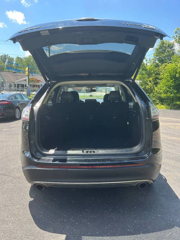2017 Ford Edge Titanium