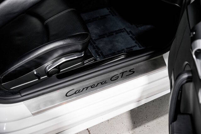 2012 Porsche 911 Carrera GTS