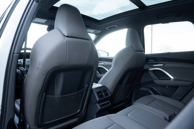 2025 Audi Q5 quattro Premium Plus TFSI