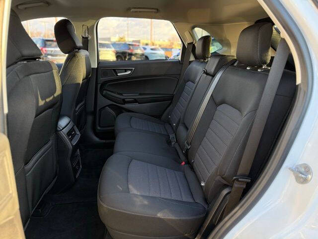 2021 Ford Edge SE