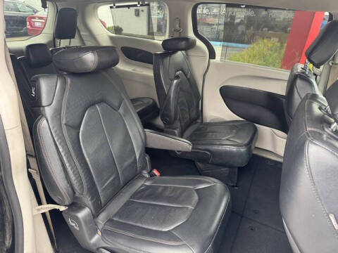 2019 Chrysler Pacifica Touring L