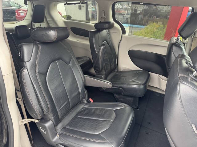 2019 Chrysler Pacifica Touring L