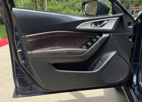 2017 Mazda MAZDA3 Touring