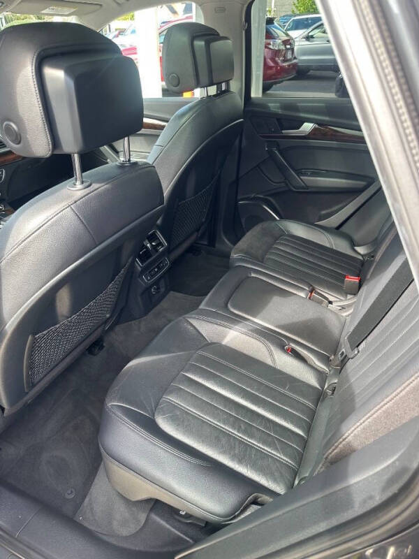 2018 Audi Q5 2.0T quattro Premium Plus