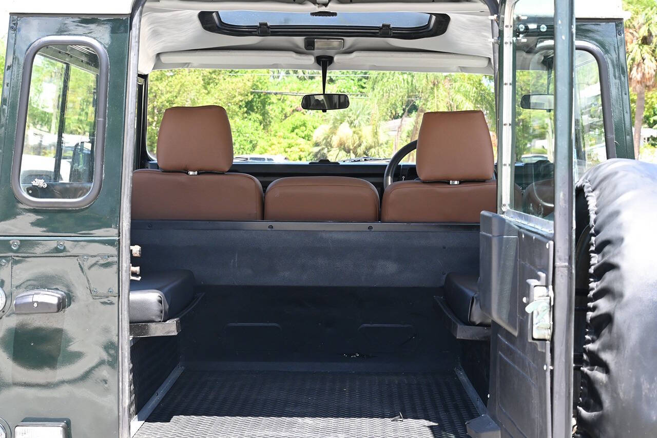 1998 Land Rover Defender 22