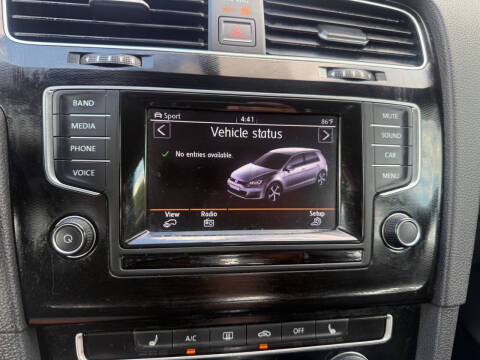 2015 Volkswagen Golf GTI S