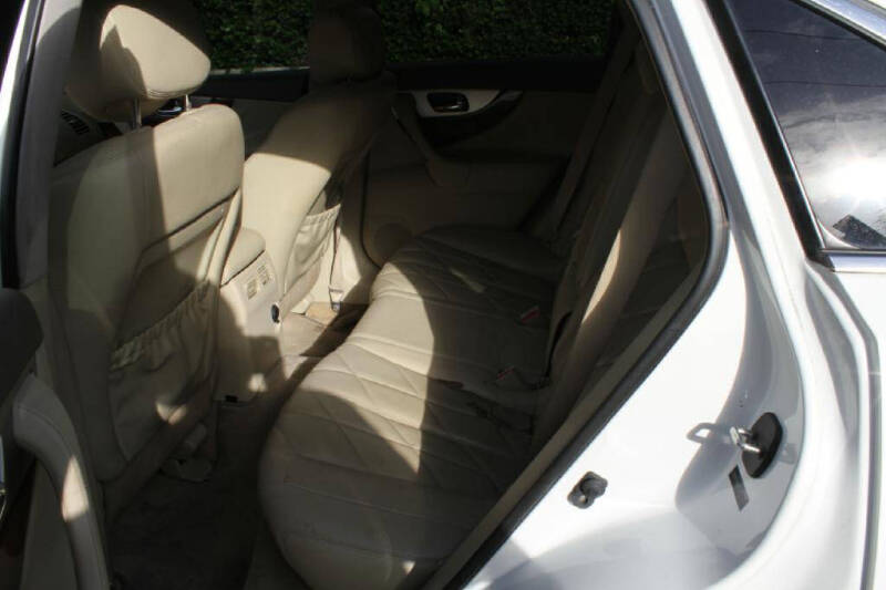 2012 Infiniti FX35