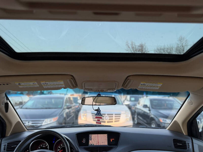 2008 Subaru Tribeca Ltd. 7-Pass.