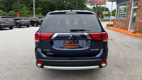 2017 Mitsubishi Outlander ES