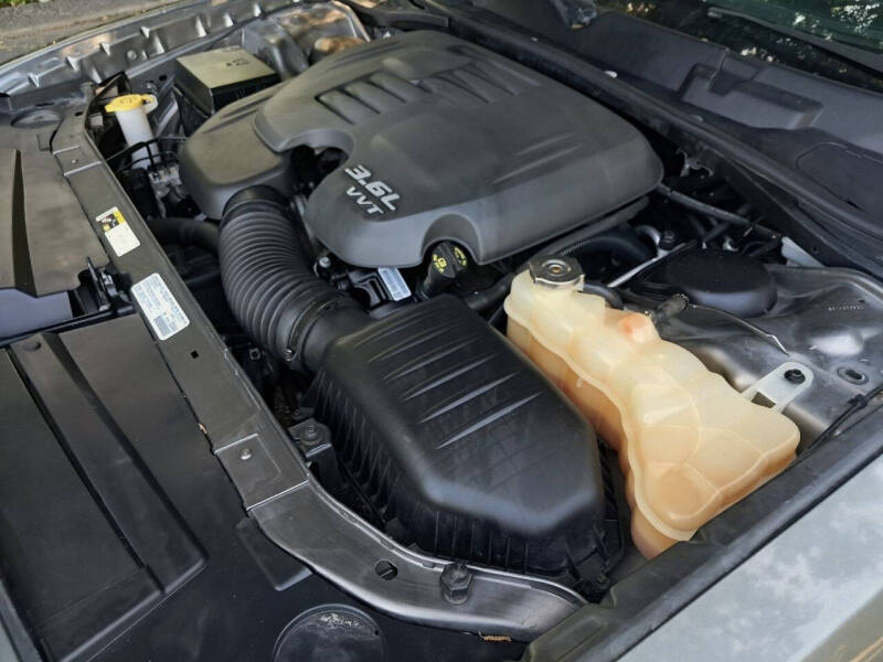 2012 Dodge Challenger SXT