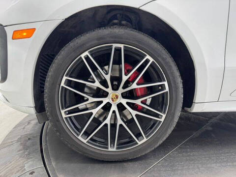 2022 Porsche Macan S