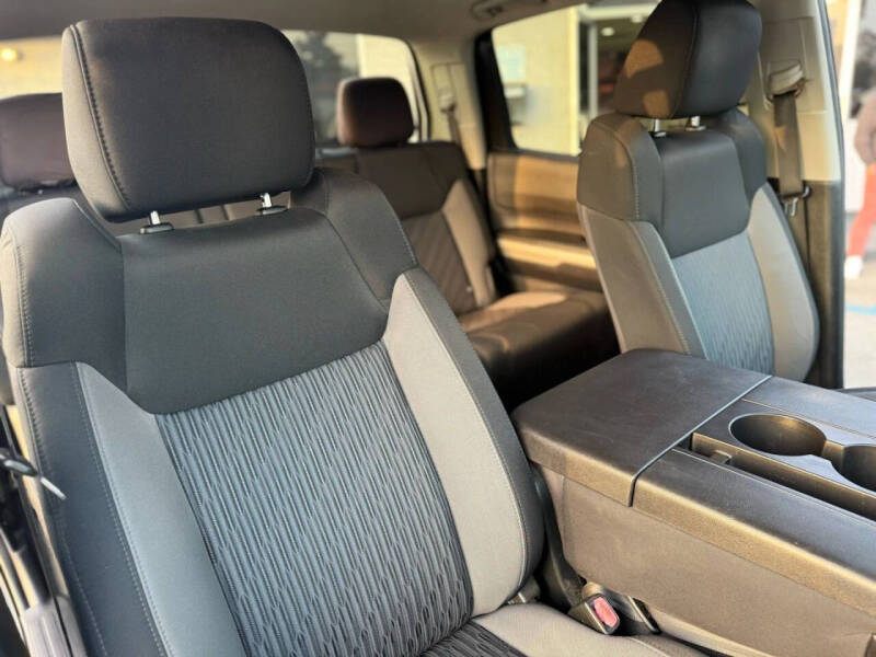 2016 Toyota Tundra SR5