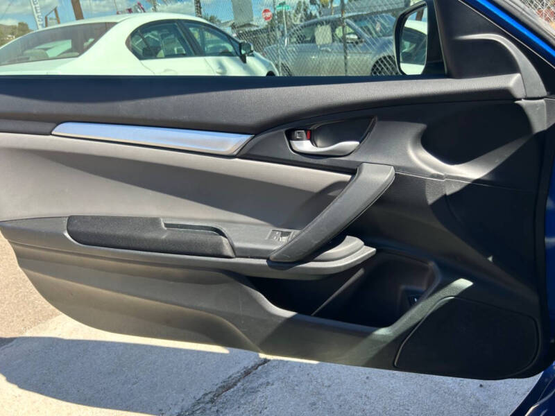 2016 Honda Civic LX-P