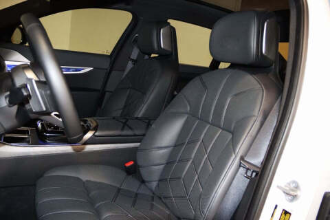 2023 BMW 7 Series 760i xDrive