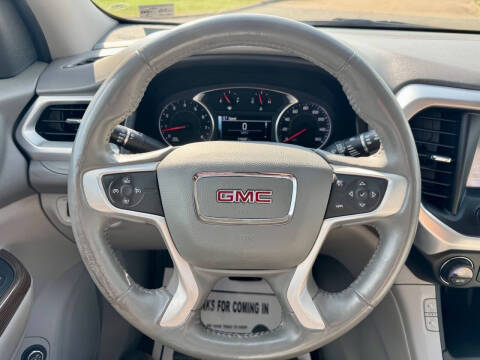 2017 GMC Acadia SLE-2
