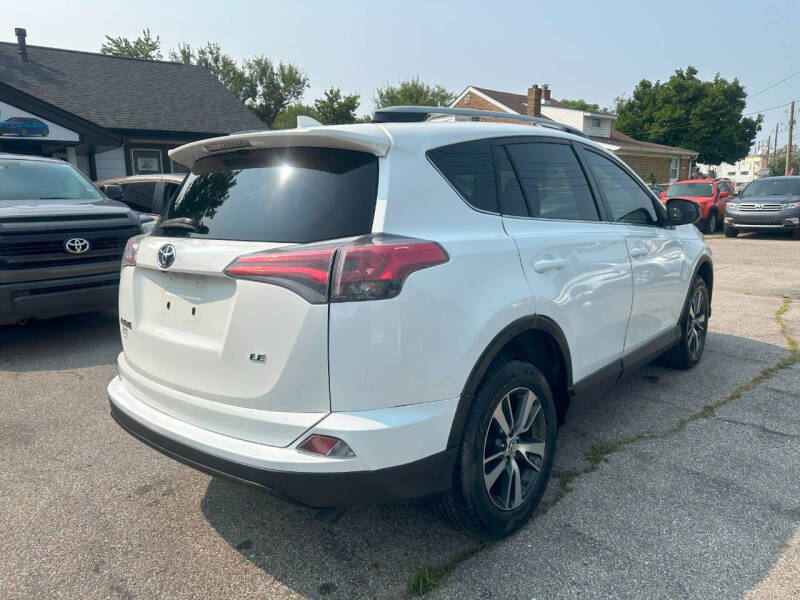 2017 Toyota RAV4 LE