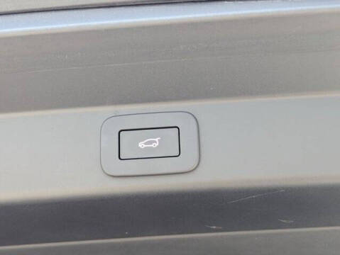 2023 Land Rover Range Rover Sport P360 SE
