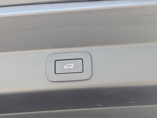 2023 Land Rover Range Rover Sport P360 SE