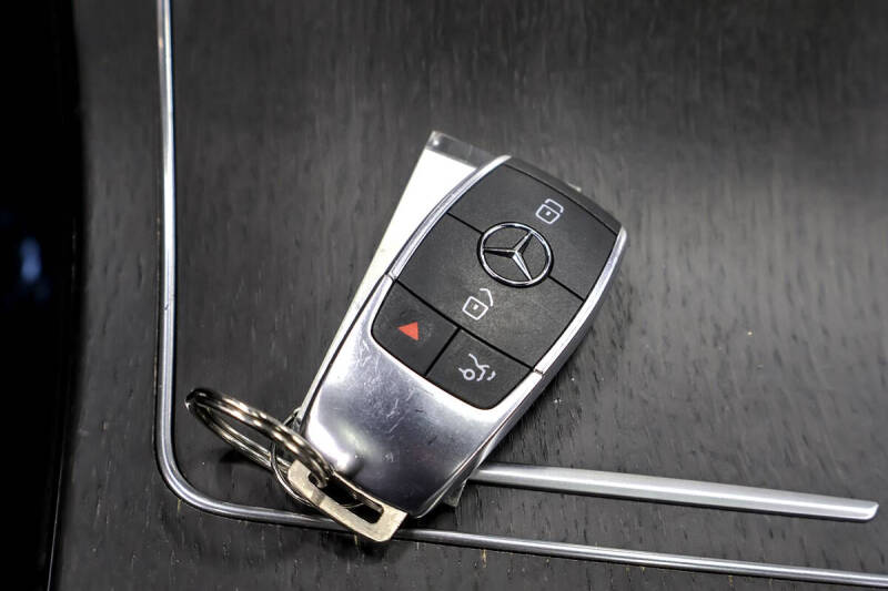 2022 Mercedes-Benz C-Class C 300