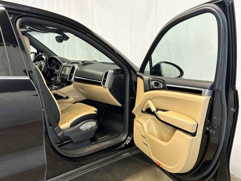 2016 Porsche Cayenne