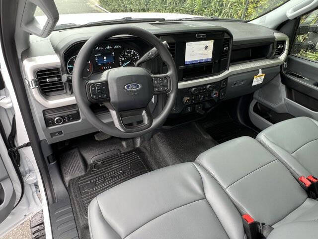 2025 Ford F-350 Super Duty XL