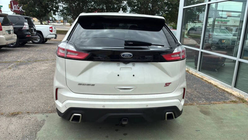 2019 Ford Edge ST