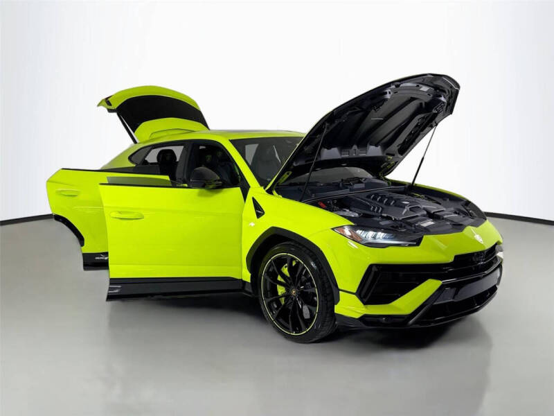 2024 Lamborghini Urus S