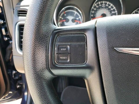 2013 Chrysler 200 LX