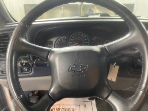 2002 Chevrolet Suburban 1500 LS