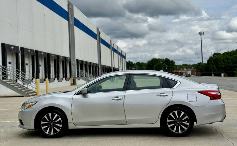 2017 Nissan Altima 2.5 SV