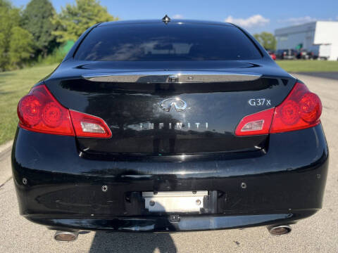 2011 Infiniti G37 Sedan x