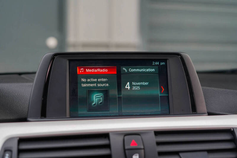 2018 BMW 3 Series 320i xDrive