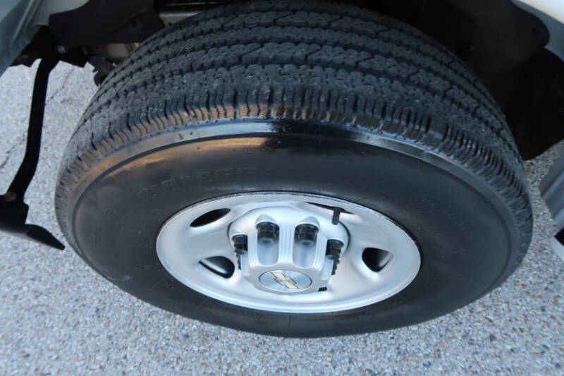 2021 Chevrolet Express 2500