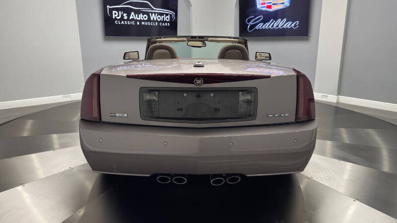 2004 Cadillac XLR