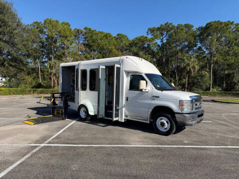2015 Ford E-Series E-350 SD