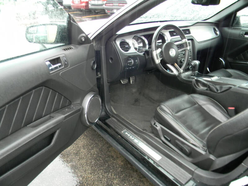 2012 Ford Mustang V6