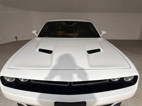 2017 Dodge Challenger SXT