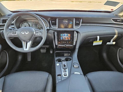 2025 Infiniti QX50 Luxe