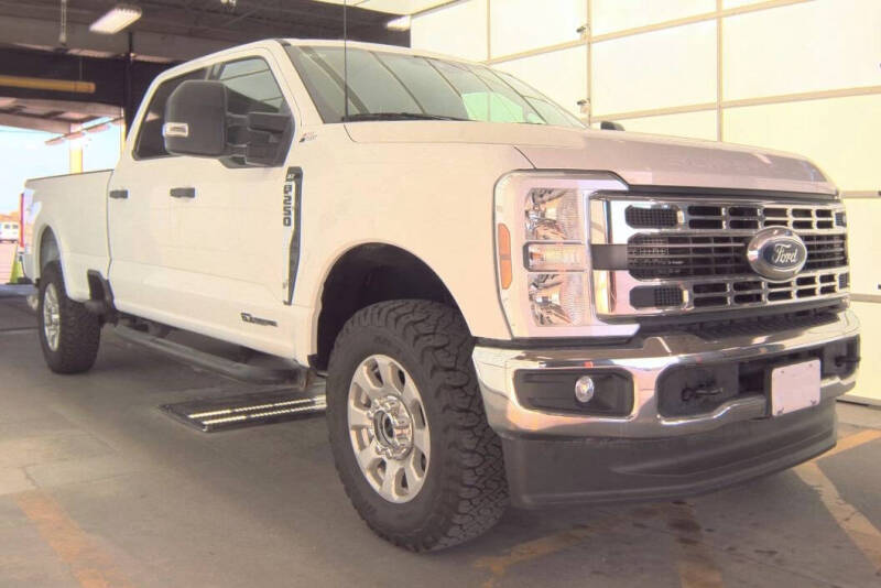 2024 Ford F-250 Super Duty Lariat's photo