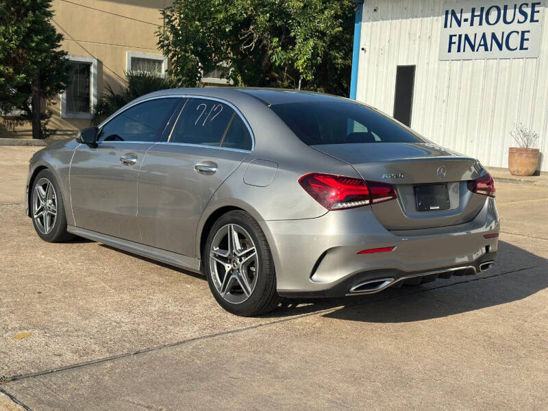 2019 Mercedes-Benz A-Class A 220