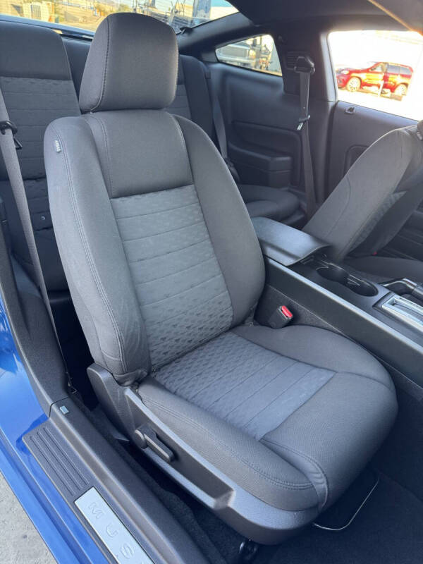 2007 Ford Mustang GT Deluxe