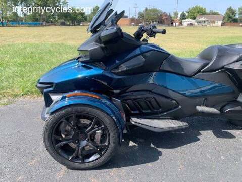 2021 Can-Am Spyder® RT SE6