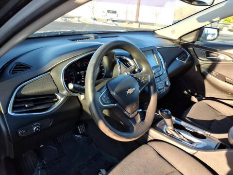 2017 Chevrolet Malibu LT