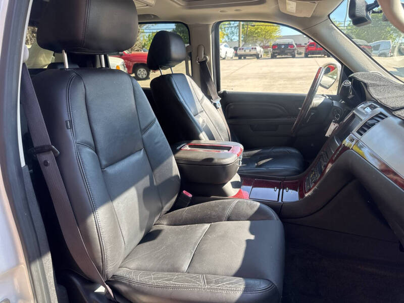 2012 Cadillac Escalade EXT Premium