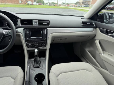 2017 Volkswagen Passat 1.8T S